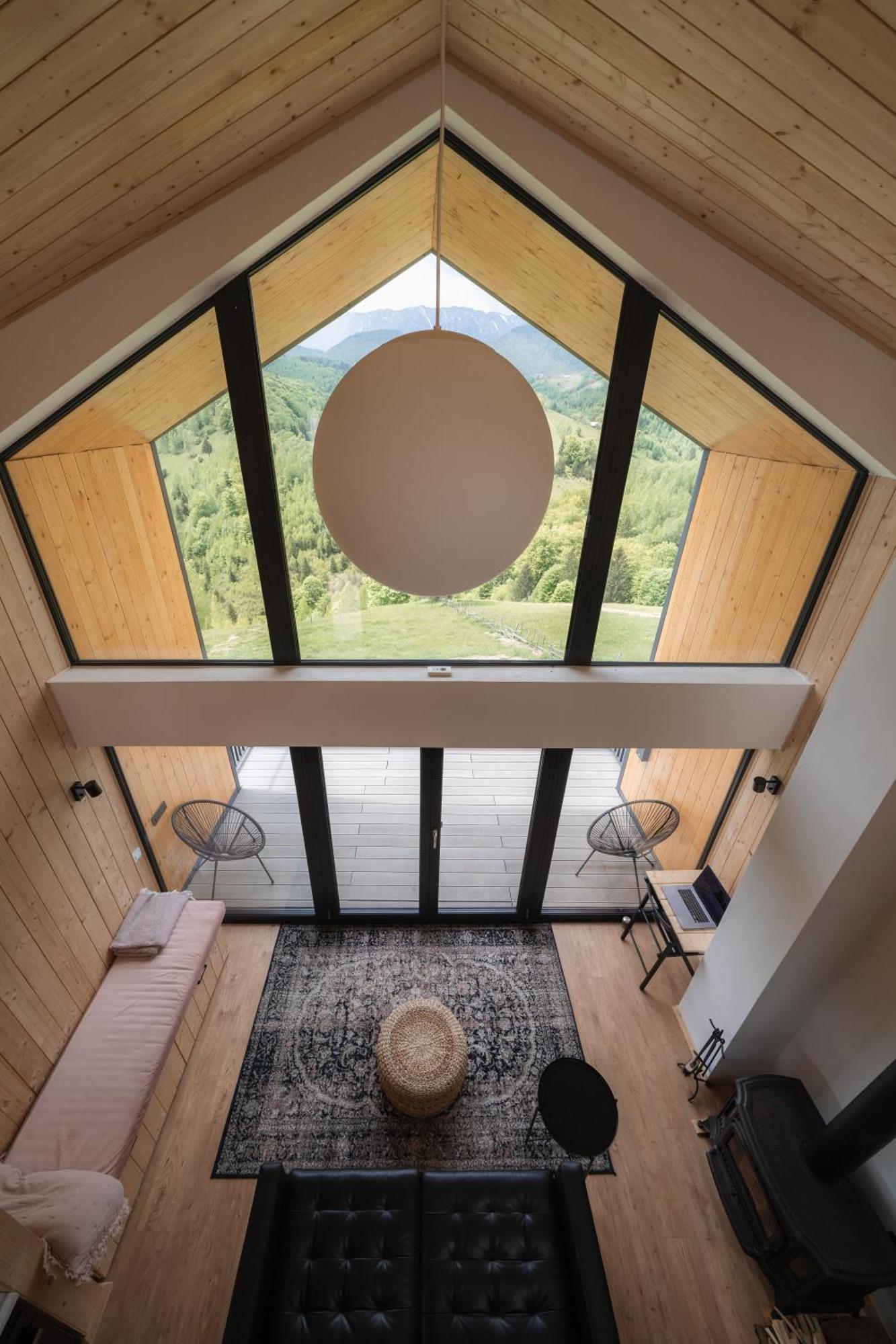 Amont Chalet Peştera エクステリア 写真