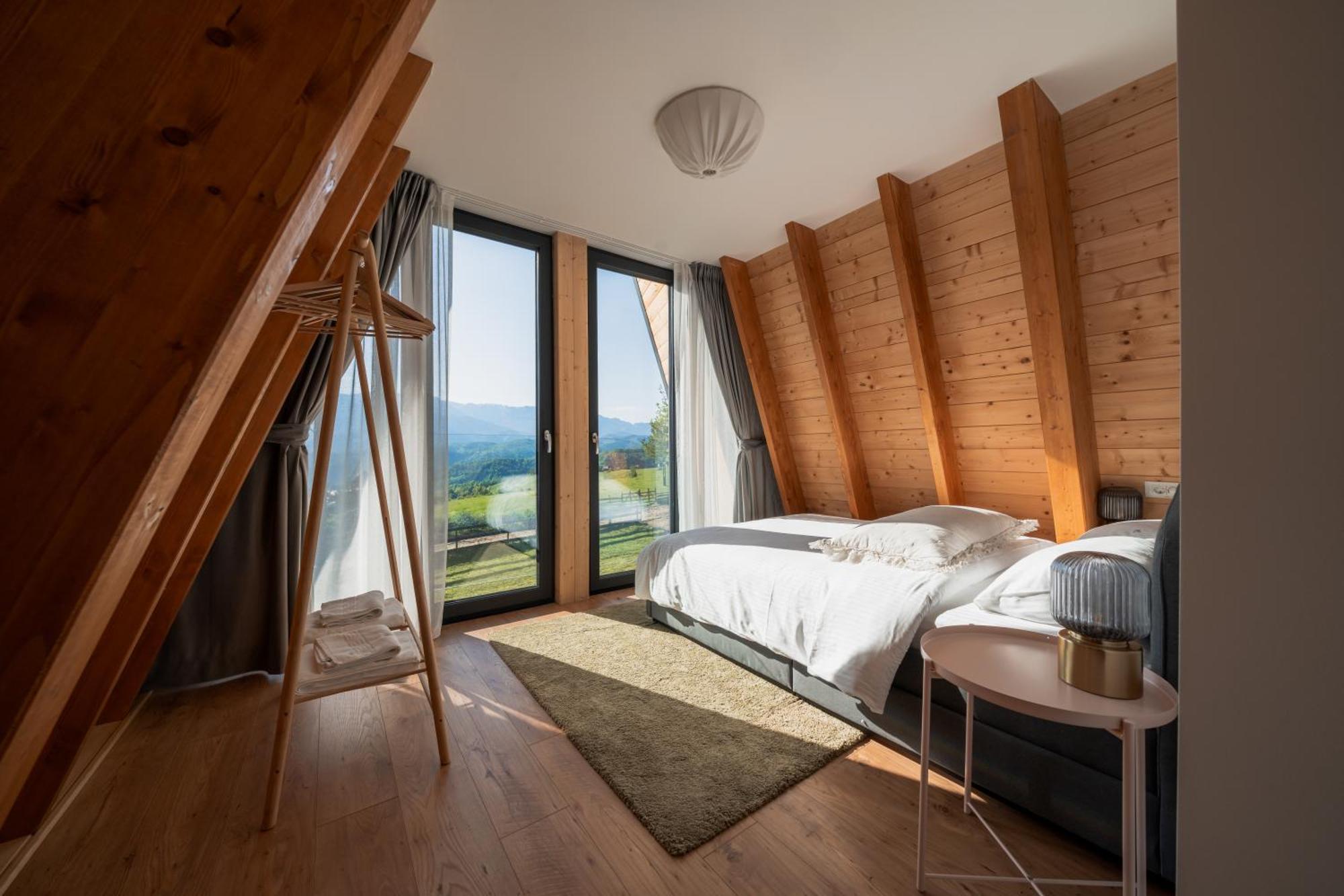 Amont Chalet Peştera エクステリア 写真